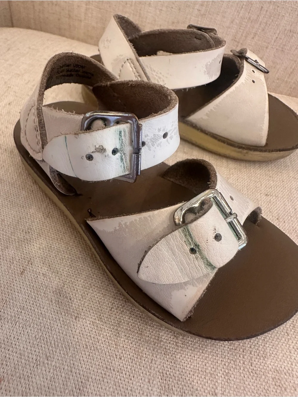 Kids White Buckle Strap Sandals